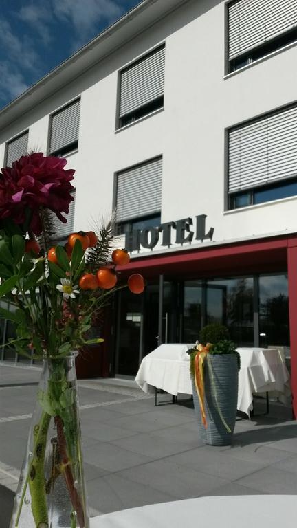 Alpenflair Hotel Buchloe Extérieur photo