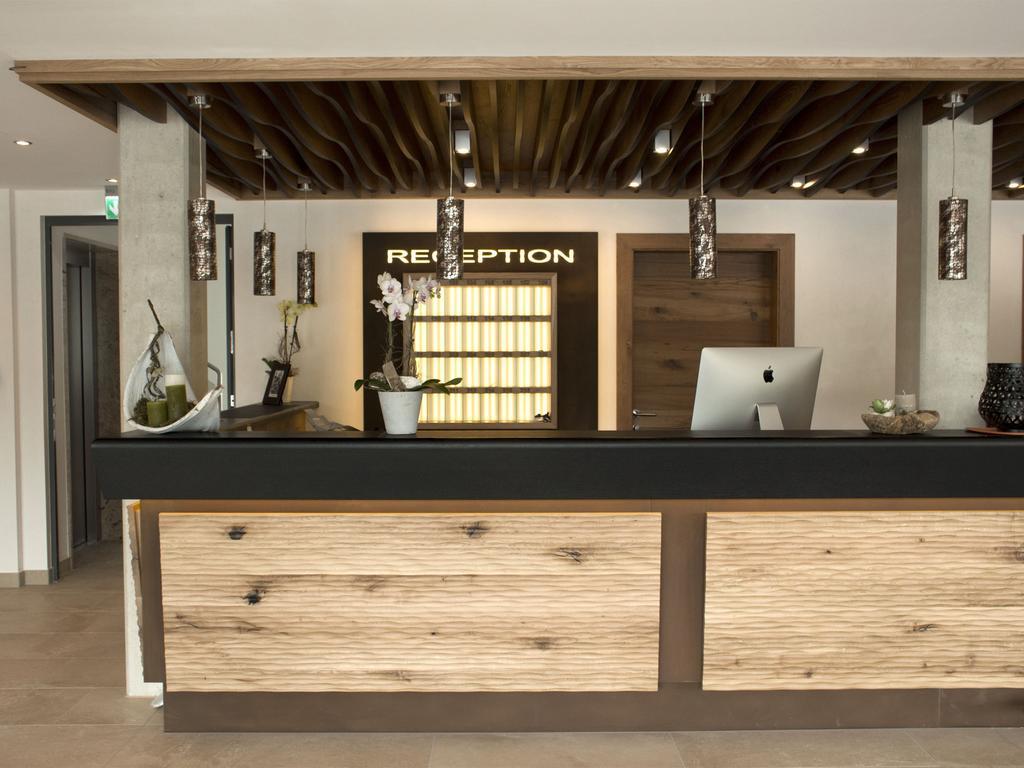 Alpenflair Hotel Buchloe Extérieur photo